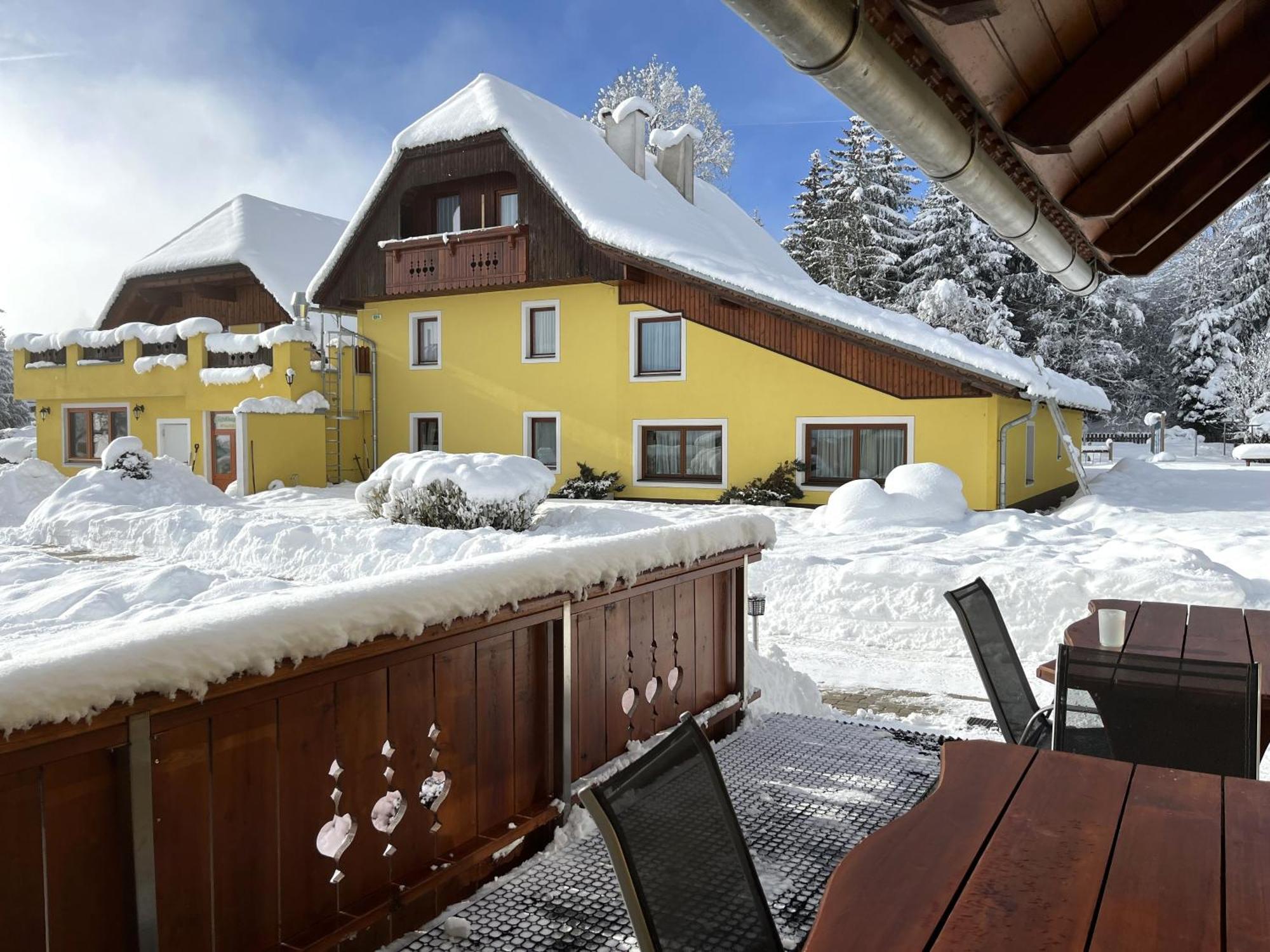 Hotel Gasthof Seeblick Zeutschach Eksteriør bilde