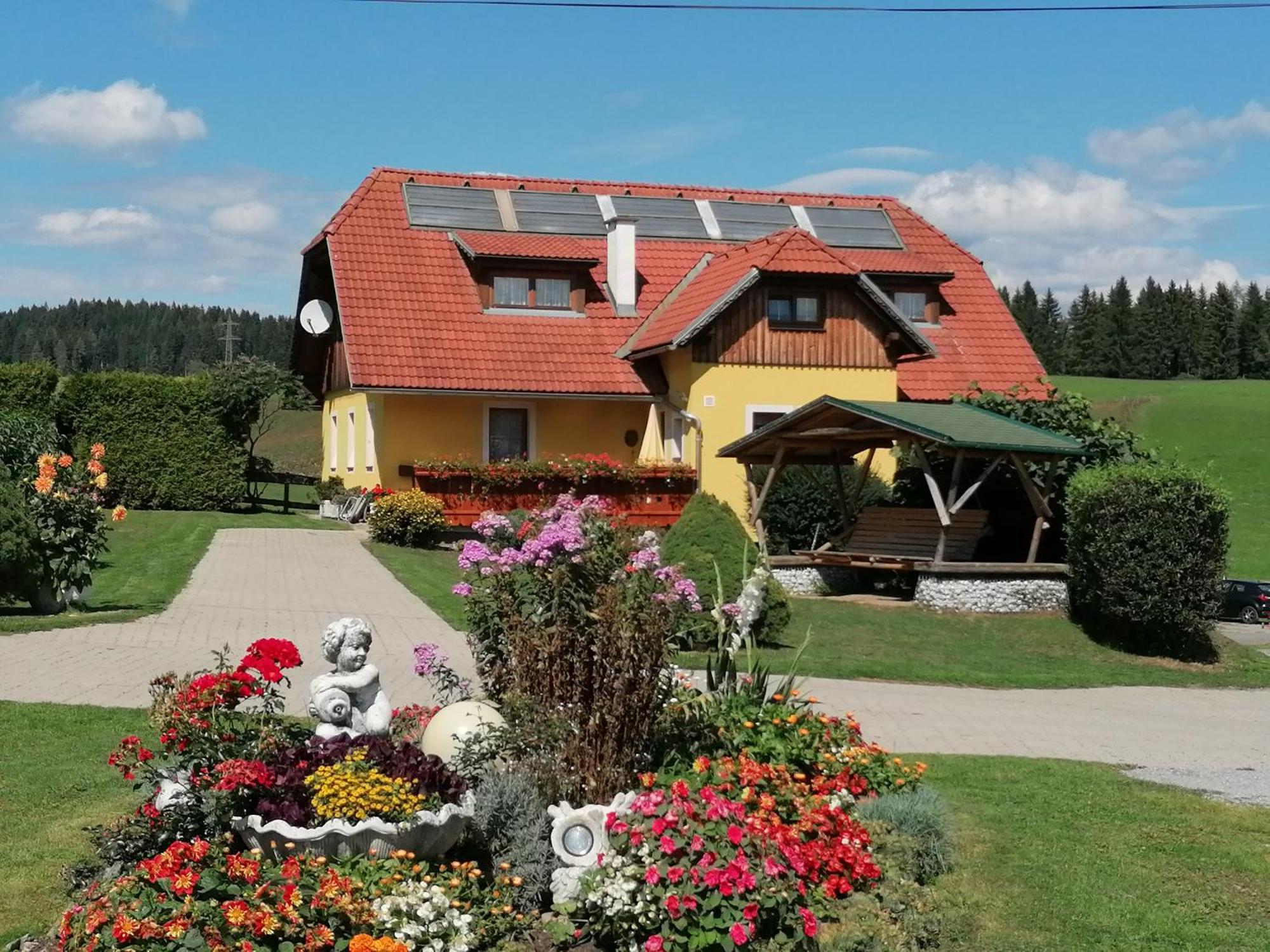 Hotel Gasthof Seeblick Zeutschach Eksteriør bilde